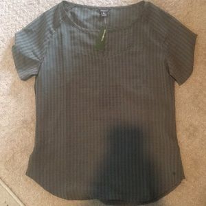 Eddie Bauer Short Sleeve Olive Green Top